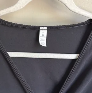 Lululemon Black Full Freedom Long Sleeve thumbnail 6