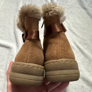 Baretraps Avita Ankle Boots in Whiskey Size 6.5, Bootie, Buckled Strap Accent thumbnail 12