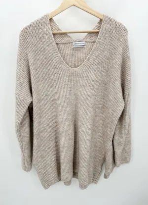 Urban Outfitters Sweater Womens XS Cream‎ Knit Oversized Pullover V-Neck BZ10 thumbnail 1