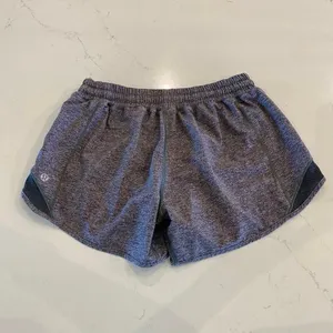 Lululemon Hotty Hot Short II Long‎ 4" Size 6 Tall thumbnail 2