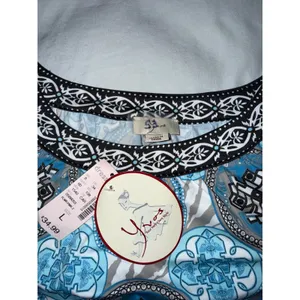 Yvos Blue White Medallion Print Tank Top Sleeveless Scoop Neck NWT Womens‎ Large thumbnail 4