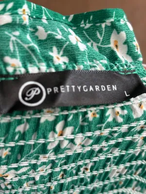 PRETTYGARDEN Green Floral Midi Dress with Smocked Bodice and Puff Sleeves thumbnail 4