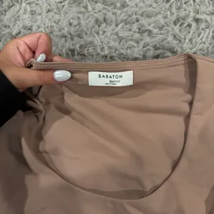 Aritzia Babaton Bodysuit Contour thumbnail 2