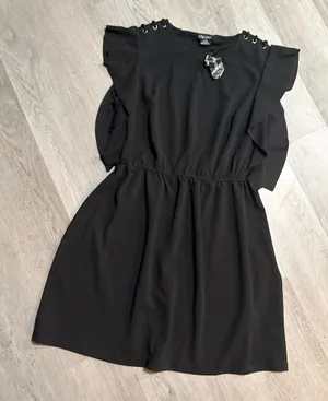 City chic dress thumbnail 1