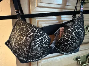 Victoria's Secret Push-up Bra thumbnail 2