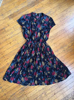 Vintage Ark Reworked midi dress black w/floral pattern and black lining Sz 6 thumbnail 2