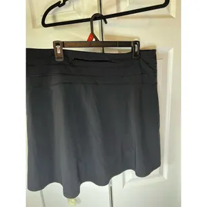 Athleta Women's All Day Skort Black Size 14 Athletic Skirt with Pockets thumbnail 3