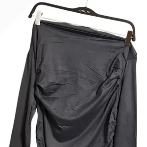 Charcoal Gray Ruched Off Shoulder Long Sleeve Top Size M thumbnail 4