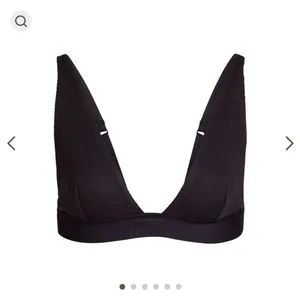 SKIMS Cotton Rib Plunge Bralette thumbnail 1