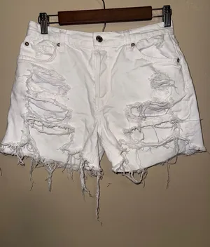 Free People We The Free Makai White Distressed Cut Off Denim‎ Shorts Size 27 thumbnail 1