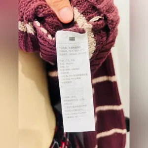 Abercrombie & Fitch Women's Burgundy and Cream Jumper size XS thumbnail 6