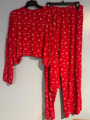 SKIMS Crop Long Sleeve Carberry Vintage Deer thumbnail 1