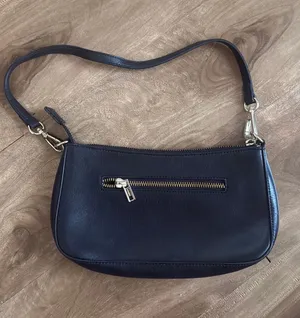 Brandy Melville Black Shoulder Bag thumbnail 1