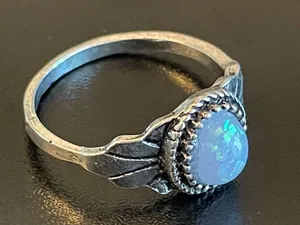 Simulated opal silver plated women ring size 9 thumbnail 2
