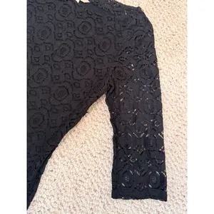 Banana Republic Black Lace Top 6P Business Casual Officewear Sheer Sleeves thumbnail 6