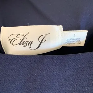 NWT Eliza J Ruffle Front‎ Sleeveless Floor Length Gown in Navy Blue thumbnail 8