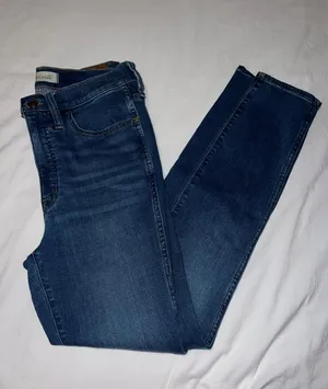 10" High-Rise Roadtripper Supersoft Jeans in Playford Wash thumbnail 6