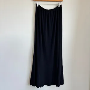 Vintage Y2K Clara's Black Flowy Skirt Maxi Assymtetrical Seem Long Stretchy thumbnail 5