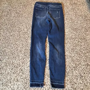 Spanx Ankle Jean Ish Leggings Dark Wash Distressed Raw Hem Skinny‎ Size Medium thumbnail 6
