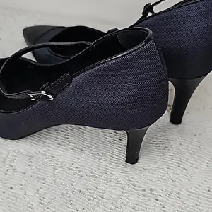 Shoes of Prey leather point toe blue and black ankle strap heels sz 6.5 thumbnail 4