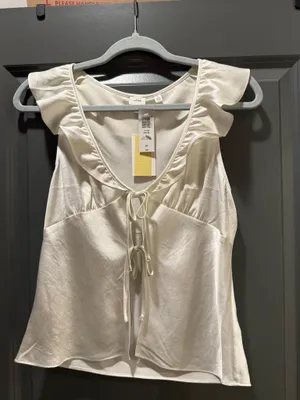 Aritzia Top thumbnail 2