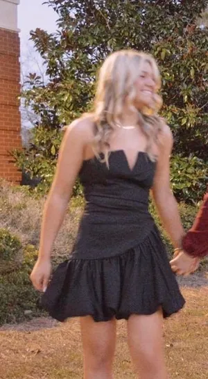 Red Dress Boutique Little Black Dress - Preppy Size Medium thumbnail 3