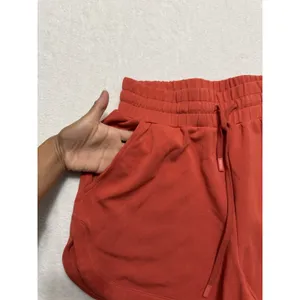 Varley Coulter High Rise Double Soft Short Red Summer Fig Size Small thumbnail 3