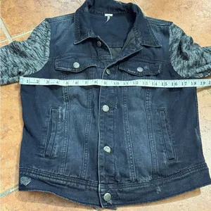Free People Black Distressed Denim‎ Jacket with Knit Sleeves size M thumbnail 9