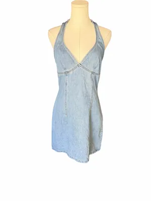 Lulus - NWT Summertime Inspiration Denim Halter Mini Dress Medium Wash Sz S thumbnail 3