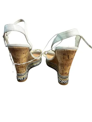 Bella-Vita Women’s White & Tan Wedges thumbnail 5