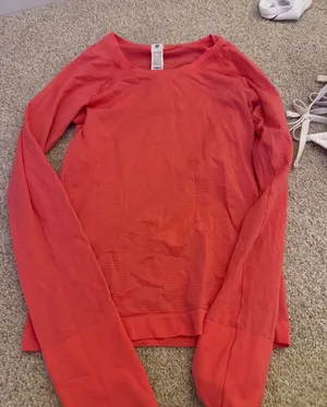 Lululemon Swiftly Long Sleeve thumbnail 1