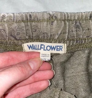 NEW Shorts Green Size M thumbnail 4