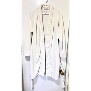 Lord & Taylor White Plush Luxury Robe Size S/M thumbnail 4