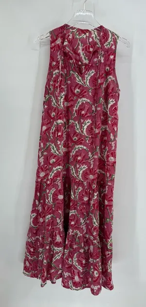 STARK X tiered maxi dress features a vibrant magenta/pink block-print medium thumbnail 1
