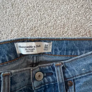 Abercrombie & Fitch Mid Rise Blue Jeans thumbnail 2