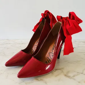2010 LANVIN x H&M Red Patent Leather Ribbon Rhinestone Heel Pumps - EUR 37 /US 6 thumbnail 1