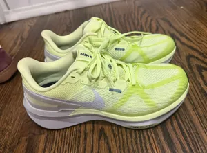 Nike Structure 25 Women’s Air Zoom Running Shoes 10.5 thumbnail 1
