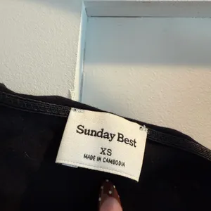 aritzia top thumbnail 2
