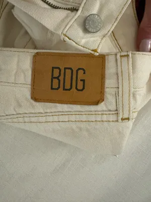 BDG Jeans Urban Outfitters thumbnail 2