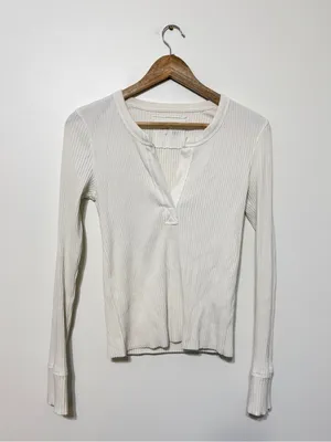 Aerie Fireside Long Sleeve Henley T-Shirt Small White Ribbed Top thumbnail 2