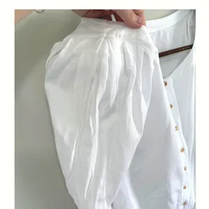 Anthropologie‎ Maeve White Solange Button Down Scoop Neck Blouse Top Size US 0 thumbnail 4