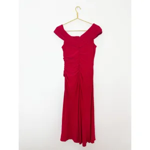 Ieena Mac Duggal Ruched Red Off-The-Shoulder Midi Dress Size 6 Cocktail Wedding thumbnail 14