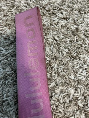 Lululemon Keychain thumbnail 2