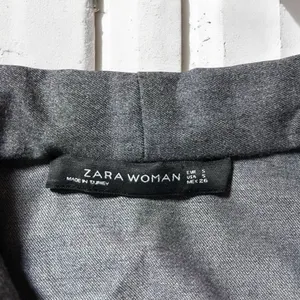 Zara Woman Gray Single Button Tufted‎ Balloon Sleeve Blazer Jacket Size Small thumbnail 3