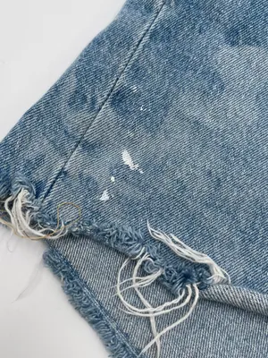 Levi’s Womens 501 Button Fly Camo Print Cutoff Denim Jean Shorts Sz 32 Festival thumbnail 4