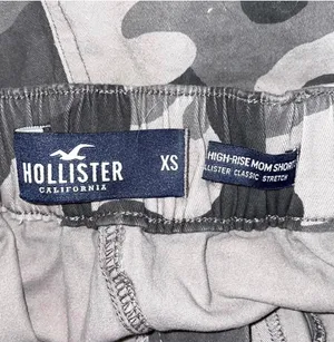 Hollister High Rise Mom Shorts thumbnail 3