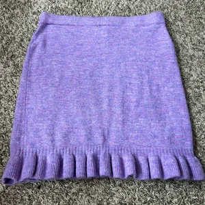 BCBG Paris Lavender Frost Knee Length Sweater Skirt with Ruffle Hem Sz XL thumbnail 6