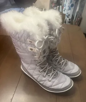 Columbia Size 7.5 Heavenly Omni-Heat Winter Snow Boots NWOT thumbnail 1