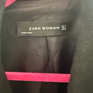 ZARA WOMAN Black Military Style Double-Breasted Peacoat with Gold‎ Buttons thumbnail 3