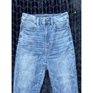 American Eagle‎ Women's Jeans Hi-Rise Next Level Stretch Denim Sz 4 thumbnail 2